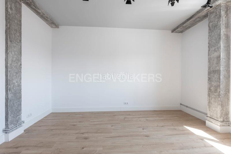 Foto 7fd6ce12-5d87-40ee-80ff-2ea34b149be6. Attique avec chauffage dans Simancas Madrid