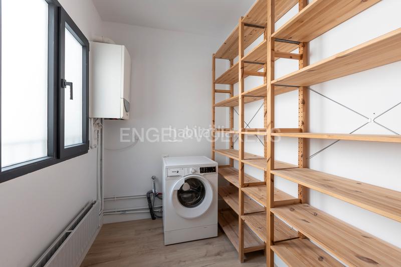 Foto 97aa9172-be3f-4cba-ae12-73098bc708d5. Attique avec chauffage dans Simancas Madrid