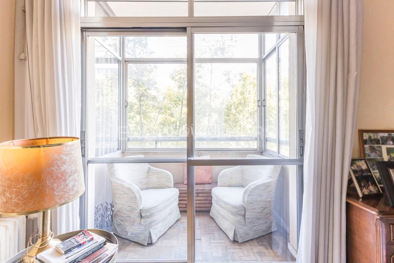 Foto 0d6011e3-42df-4306-bf9f-8d90588a52ba. Apartamento propiedad para reformar en la calle castelló, con plaza de garaje en finca en Madrid