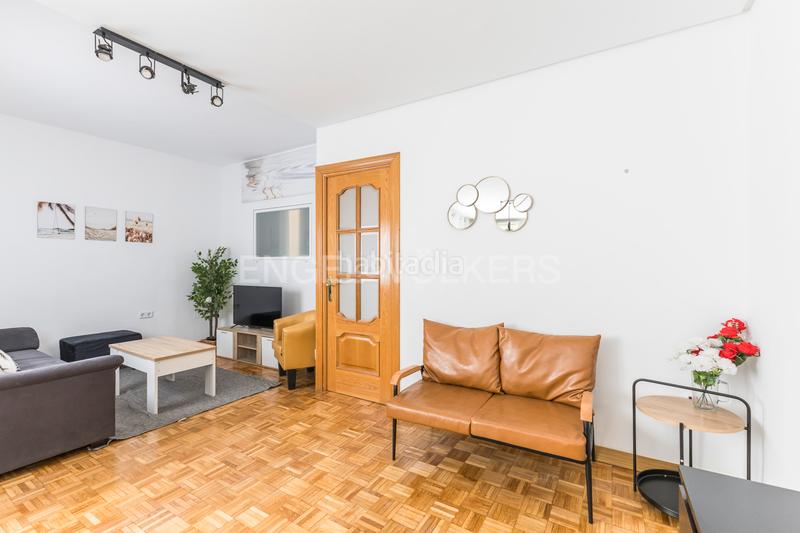 Foto 205bd6b1-5b2f-498d-af06-6492d201f455. Appartement avec chauffage dans Castillejos-Cuzco Madrid