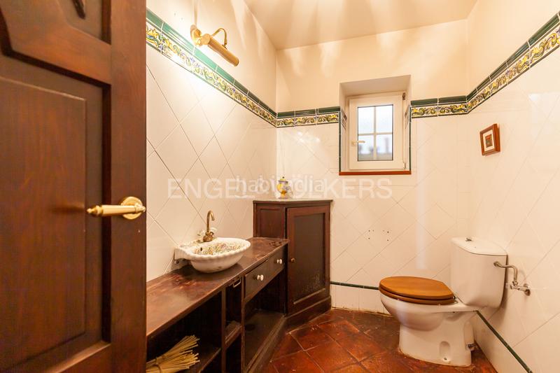 Foto 7acaa3e8-f475-4718-9545-a26c833ae6fc. House with heating parking pool in Miraflores de la Sierra