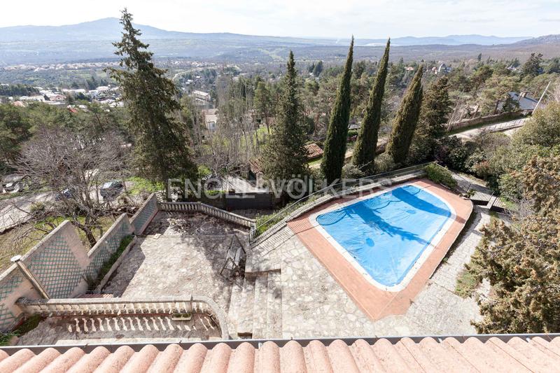 Foto 7be1732f-2aa9-4c86-91bd-1ea2d8bc2fe4. House with heating parking pool in Miraflores de la Sierra