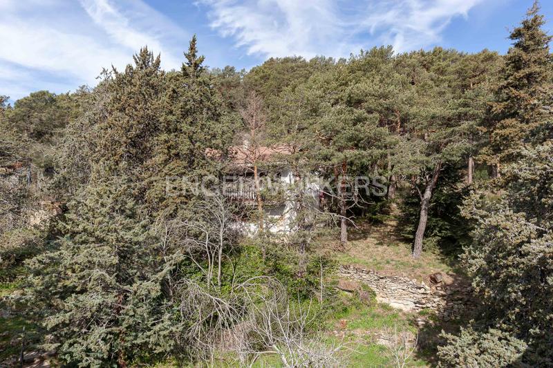 Foto b031075f-082a-4be4-8142-1ee0b02f6990. House with heating parking pool in Miraflores de la Sierra