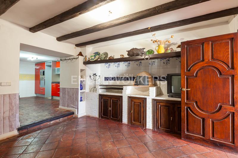 Foto b6f362cb-20c4-4d28-a70d-e64e302059c1. House with heating parking pool in Miraflores de la Sierra