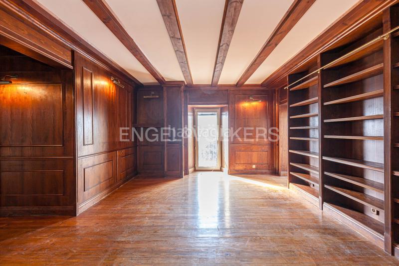 Foto d603b100-4e70-4503-8e15-13b03f46043c. House with heating parking pool in Miraflores de la Sierra