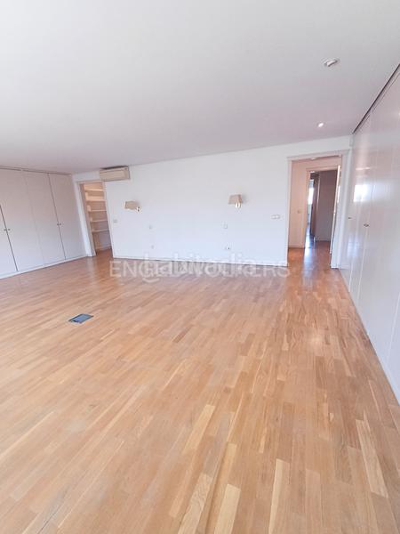 Foto 09eac403-fe15-4774-bb02-91e9e5e92caa. Rent house with heating parking pool in Canillas Madrid