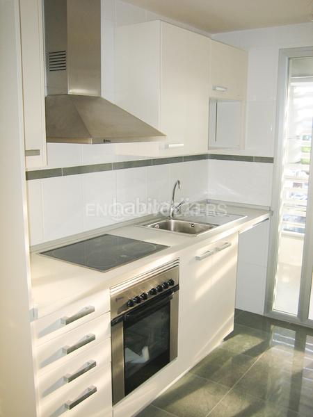 Foto cf27c8a9-61d1-4d64-b80f-15101d4c8744. Piccolo appartamento con riscaldamento parcheggio piscina in Getafe