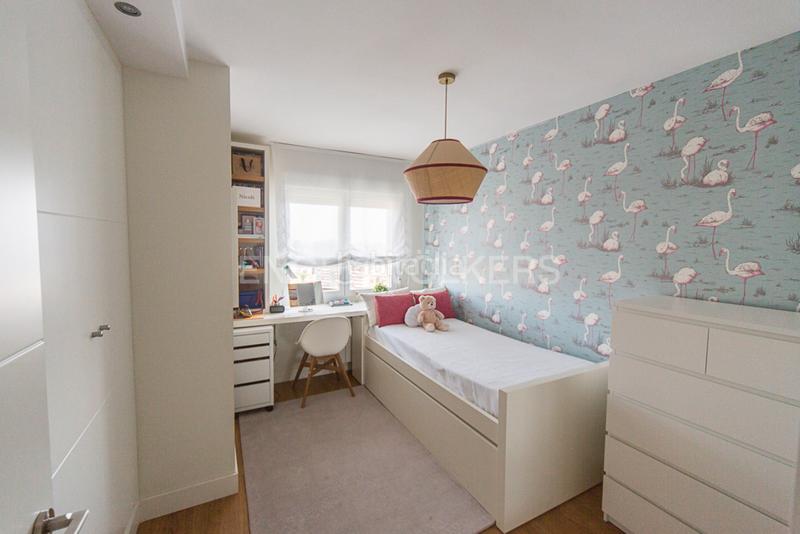 Foto 082a239f-ead6-400e-b2e2-ff16e77f27e0. Ático  duplex de lujo en arturo soriaCostillares en Madrid