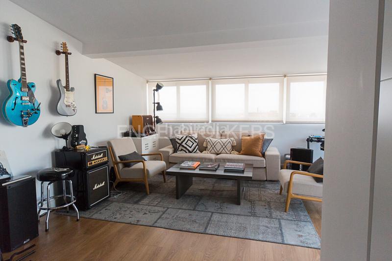 Foto 7fc122d5-03ea-4a0b-962e-0098bf1997a3. Ático  duplex de lujo en arturo soriaCostillares en Madrid