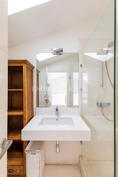 Foto ba0b4d9b-15cc-4b2f-b695-69c1d94ed78f. Affitto casa con riscaldamento parcheggio piscina in Madrid