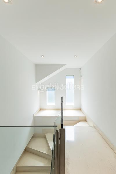 Foto 00de5ddd-09d1-4547-9683-83182a08ebee. Alquiler casa exclusiva casa independiente con piscina privada en Madrid