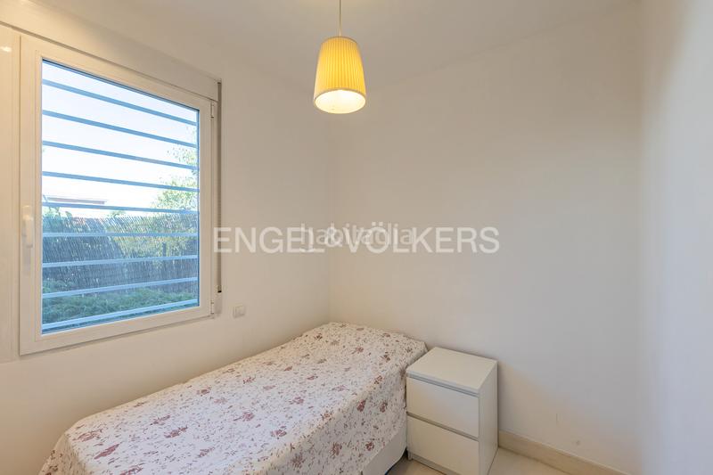 Foto 668e4368-33d5-487f-8b37-7ea57c86a3bd. Alquiler casa exclusiva casa independiente con piscina privada en Madrid