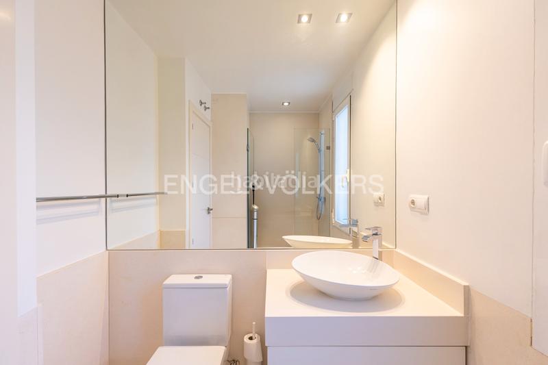 Foto c23f4f1f-6c80-4536-99bc-fd1bde149dfe. Miete haus mit heizung parking pool in Canillejas Madrid