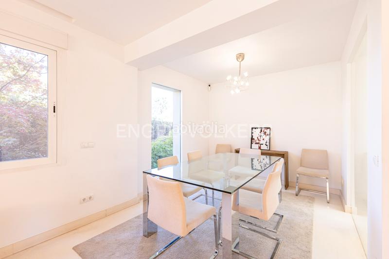 Foto 166be52b-c354-4b29-9cce-8a36f7531193. Rent house with heating parking pool in Canillejas Madrid