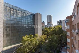 Apartamento en Cuatro Caminos - Azca. Maravilloso piso con garaje y trastero en la calle edgar neville