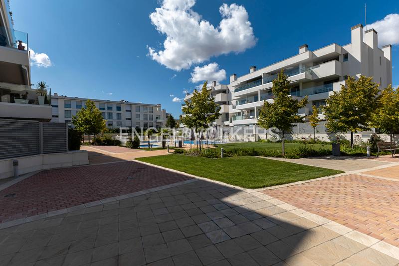 Foto 0fe0ff75-3493-452a-848d-11a4c2ef2c82. Appartement avec chauffage parking piscine dans Valdepastores-Las Encinas Boadilla del Monte
