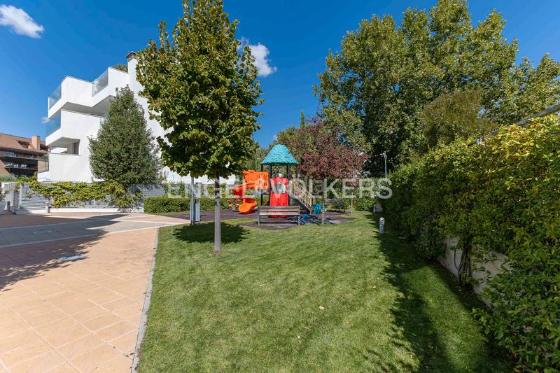 Foto 96d69bb7-0958-4e17-b661-a88da60b1a3c. Appartement avec chauffage parking piscine dans Valdepastores-Las Encinas Boadilla del Monte