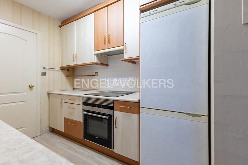 Foto 17fce0d1-4f25-4729-a956-3701735eaa95. Rent duplex with heating parking pool in Avenida Europa Pozuelo de Alarcón