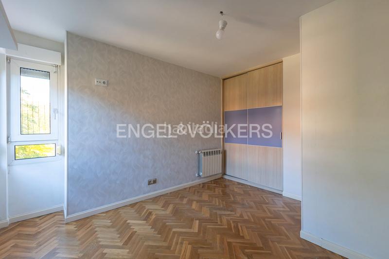 Foto 44edbda5-d699-4231-8db8-88bd306c66eb. Rent duplex with heating parking pool in Avenida Europa Pozuelo de Alarcón
