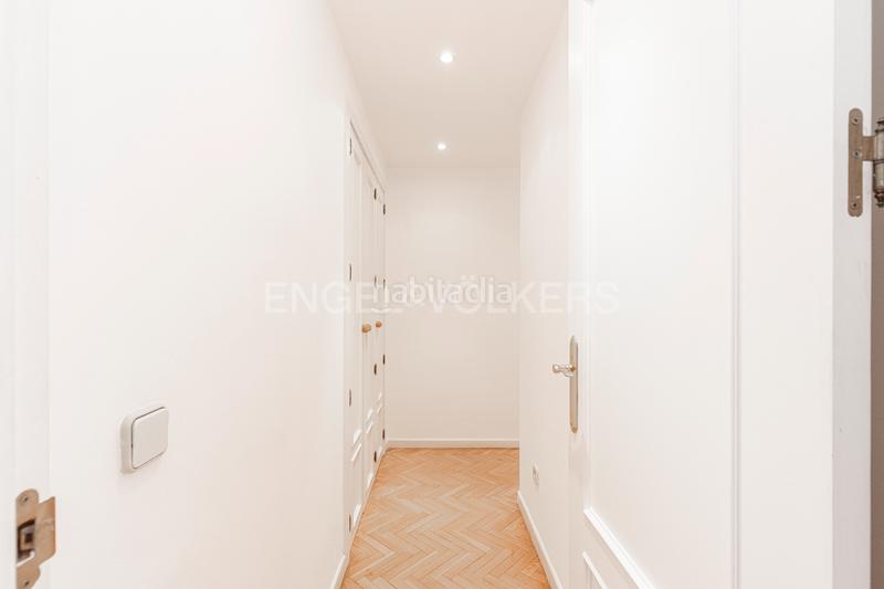 Foto c548d292-83d8-4ff7-bce7-6bf93b14188e. Apartamento exclusivo apartamento en avenida de europa en Pozuelo de Alarcón