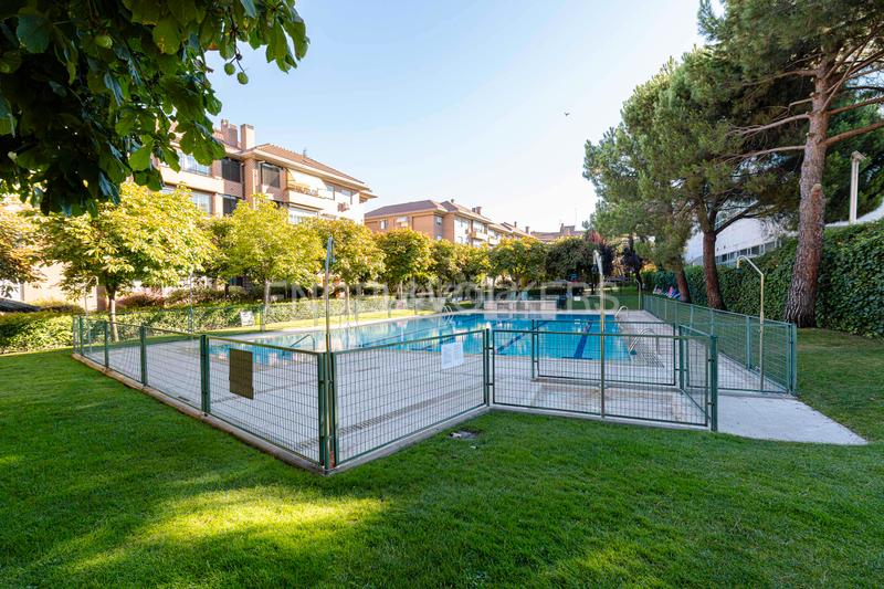 Foto d6081b77-f50d-4dd1-941e-3d5eb4545c20. Apartamento exclusivo apartamento en avenida de europa en Pozuelo de Alarcón