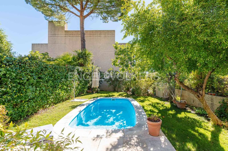 Foto 260a328b-810a-417c-99fe-d6b90935c5e3. Casa a schiera con riscaldamento parcheggio piscina in Boadilla del Monte