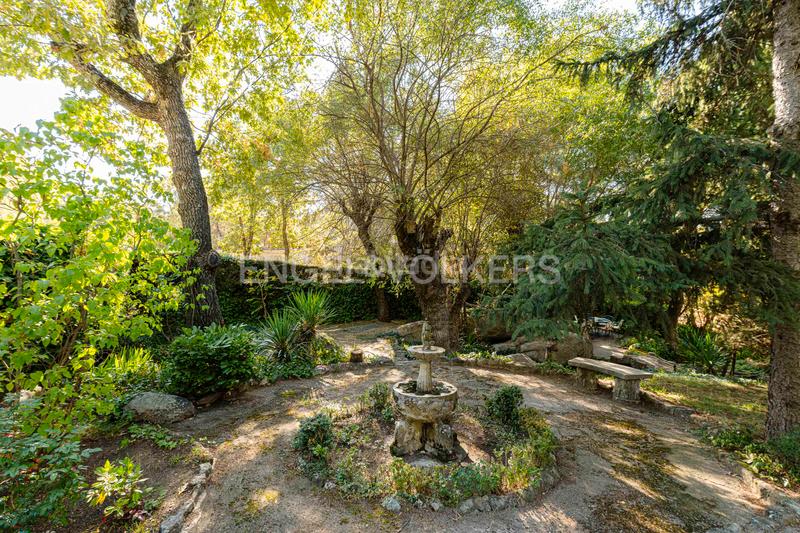 Foto 52ad7800-9c4f-425c-9691-be5123e75931. Casa con riscaldamento parcheggio in Centro-Manguilla Escorial (El)