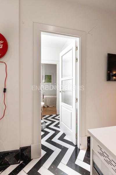 Foto 23b331c3-d82a-41e3-a9d5-a8829259d768. Apartamento exclusiva vivienda señorial en finca representativa en Almagro en Madrid