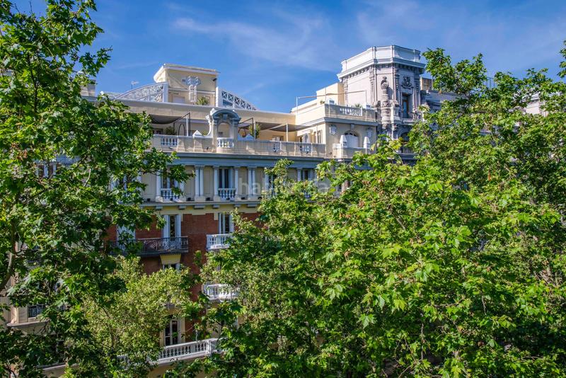 Foto 9f0f74c9-e541-470b-b17c-b52fd4ce15e7. Apartamento exclusiva vivienda señorial en finca representativa en Almagro en Madrid