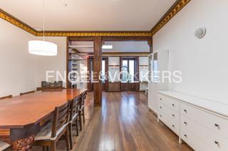 Alquiler Apartamento en Universidad-Malasaña. Piso exterior de tres dormitorios con balcones y jacuzzi en mala