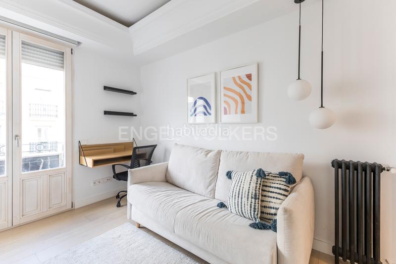 Foto c7e1aa0e-dbd2-493b-b326-84099d4e3555. Rent apartment with heating in Goya Madrid