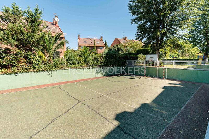 Foto 6f8cdecd-1824-4214-9e2a-cf09af1fb197. Affitto piccolo appartamento con riscaldamento parcheggio piscina in Pozuelo de Alarcón