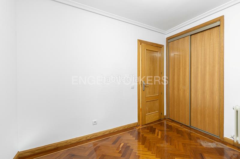 Foto 2f28561d-d6ca-4305-8521-b4df3fa3ecc3. Alquiler apartamento exclusivo piso en avenida de europa en Pozuelo de Alarcón