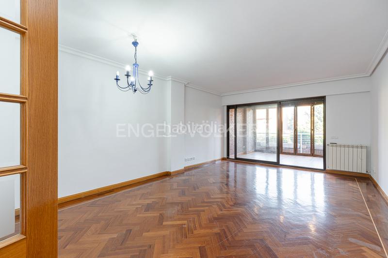 Foto 67bedc96-7417-4fd9-9e68-bd8bf14c354c. Alquiler apartamento exclusivo piso en avenida de europa en Pozuelo de Alarcón