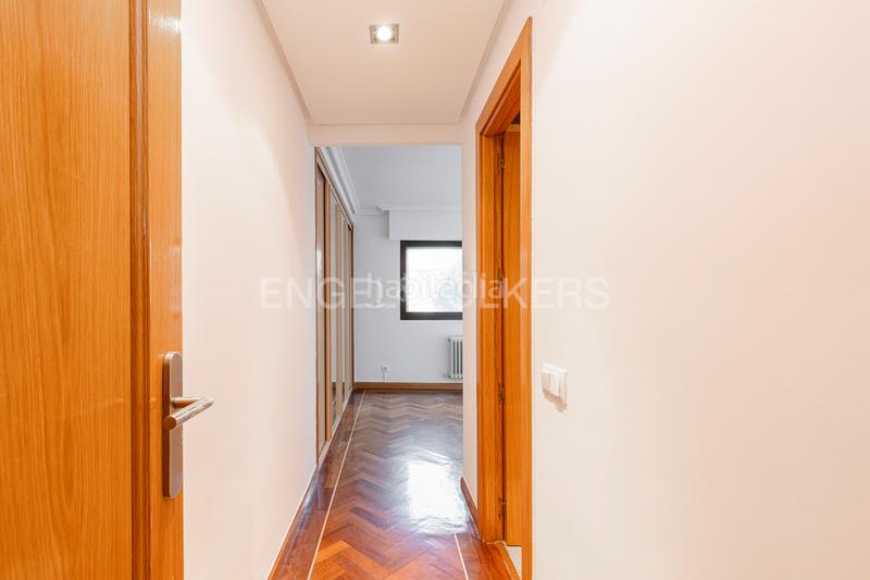 Foto bb6b514a-2967-403c-9324-b91f171ad09b. Alquiler apartamento exclusivo piso en avenida de europa en Pozuelo de Alarcón
