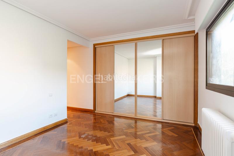 Foto fa4cab80-ba00-4eba-a425-0f173b179ed1. Alquiler apartamento exclusivo piso en avenida de europa en Pozuelo de Alarcón