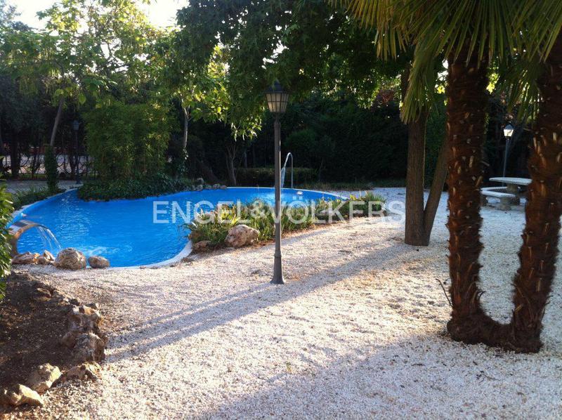 Foto 5cfd19fc-1f34-41e9-bb5f-4d974f9731a8. Miete haus mit heizung parking pool in Santo Domingo