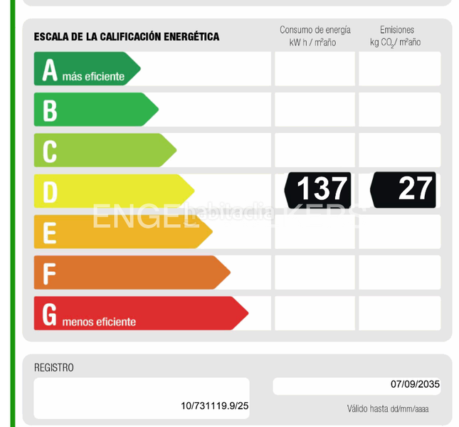 Foto 1f4152ca-8f11-4504-9cd1-025185c8645e. Attico con riscaldamento piscina in Rejas Madrid