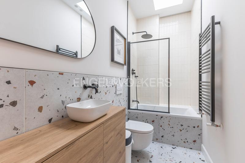 Foto b8bcc670-64c6-43fb-8440-ccf91e1d5176. Apartament amb calefacció a Gaztambide Madrid