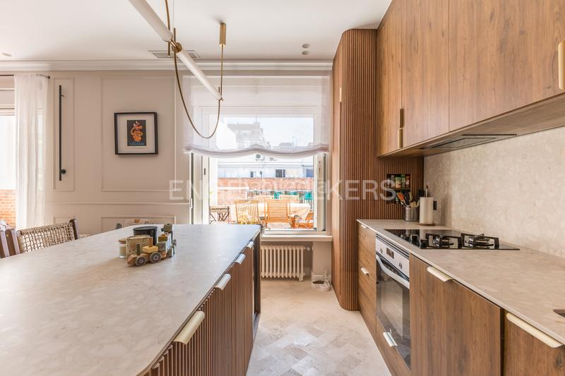 Foto d3338160-7947-41b6-acd1-bad365d94337. Apartament amb calefacció a Gaztambide Madrid