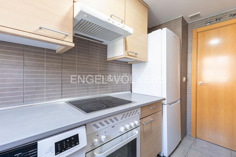 Foto 6c94e4a5-268d-4698-9865-d5d026f6e665. Apartament amb calefacció aparcament a Butarque Madrid