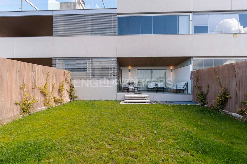 Foto 5feca219-1878-440c-86e0-a3b1ab431ed7. Alquiler apartamento bajo dúplex amueblado con jardín en boadilla en Boadilla del Monte