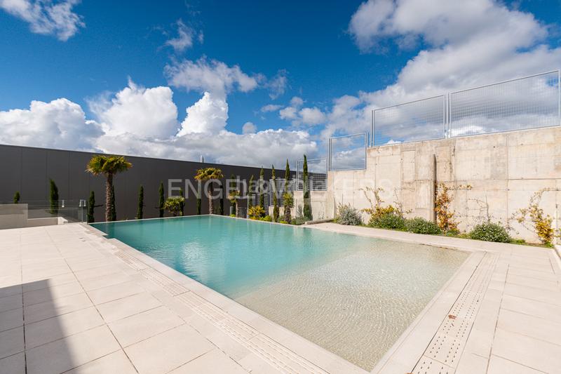 Foto 0b56e0be-753c-45db-937f-76826d54be48. Lloguer apartament amb calefacció aparcament piscina a Boadilla del Monte