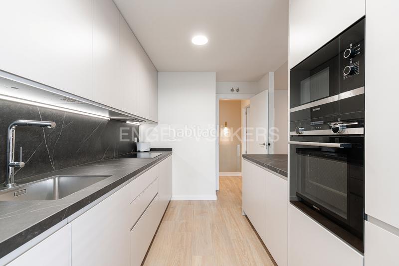 Foto 0e361540-f063-4d63-b039-cab9f5d2c9fa. Lloguer apartament amb calefacció aparcament piscina a Boadilla del Monte