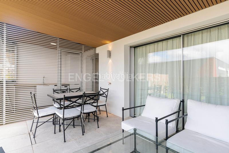 Foto a00f4f5d-c8be-4c6b-8f08-23e9154cfadf. Lloguer apartament amb calefacció aparcament piscina a Boadilla del Monte