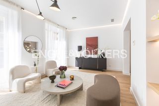 Appartamento in Sol. Exclusiva, elegante y moderna propiedad en la carrera de san jer