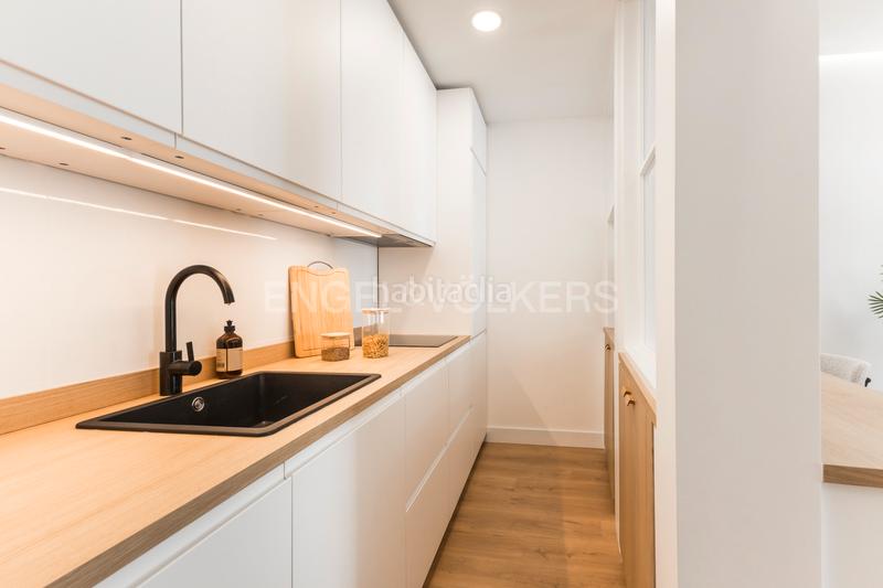 Foto efd1cf0a-a6e2-4638-9830-f0287f2e41a3. Piccolo appartamento con riscaldamento in Sol Madrid