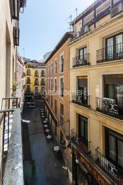 Foto f25f09fe-4aa3-4ee9-9e27-2e9f49e95421. Piccolo appartamento con riscaldamento in Sol Madrid