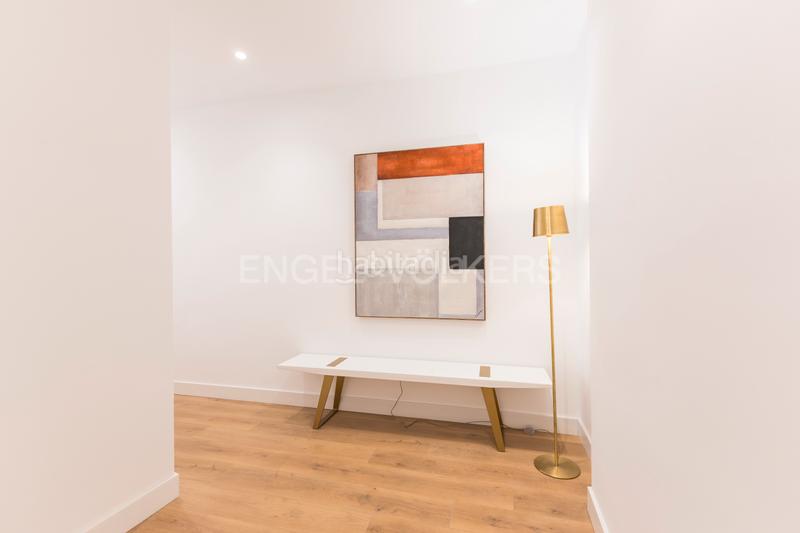 Foto f653cc41-7928-4943-9603-0d55f5f3c150. Piccolo appartamento con riscaldamento in Sol Madrid