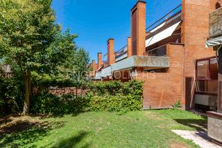 Lloguer Casa a Conde Orgaz - Piovera. Chalet exclusivo en zona residencial tranquila y bien comunicada